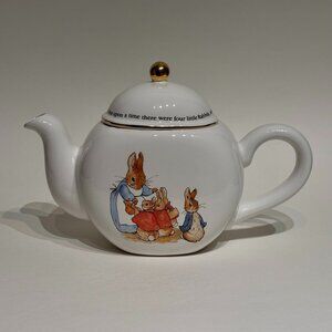 Vintage Beatrix Potter Peter Rabbit Porcelain Teapot and Lid Teleflora 1997